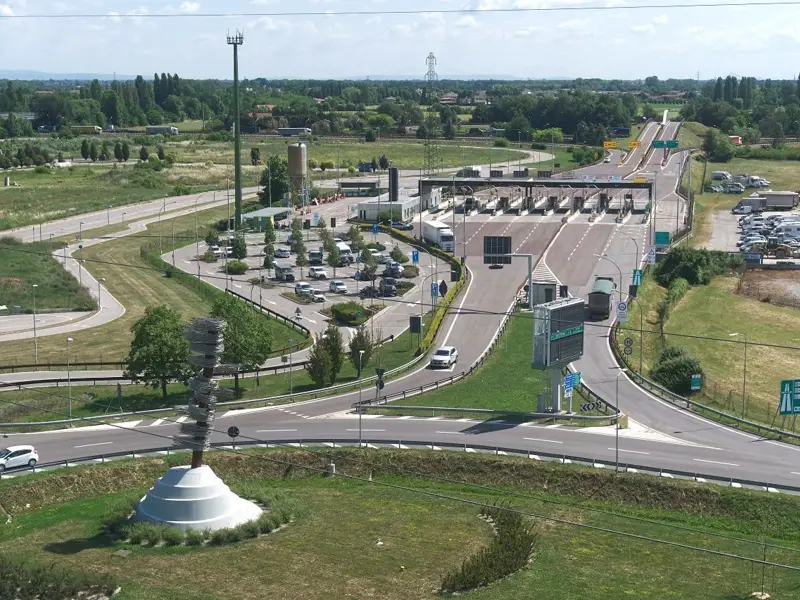 Stazione_Mantova Nord (1).jpg